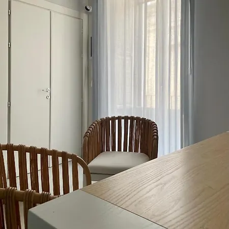 Manzoniquattro Couette-café Mottola
