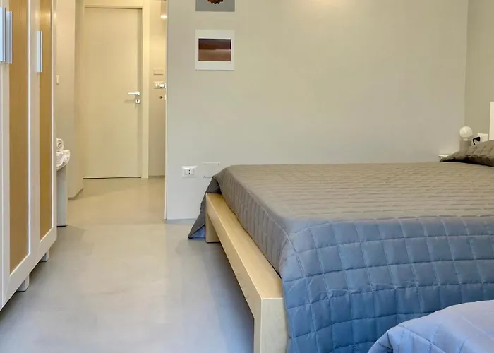 Alojamento de Acomodação e Pequeno-almoço Manzoniquattro Mottola