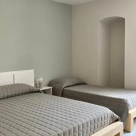 Manzoniquattro Bed & Breakfast *