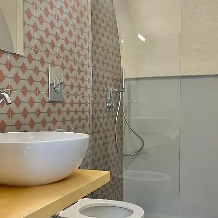 Manzoniquattro B&B 모톨라